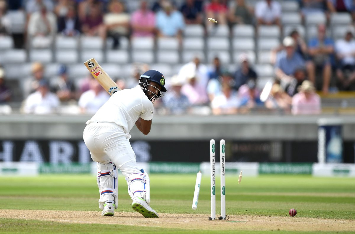 rahul form is just one good knock away says sanjay bangar लोकेश राहुल के गिरते फॉर्म पर बल्लेबाजी कोच ने कहा- तकनीक में कोई कमी नहीं, बदलना होगा नजरिया