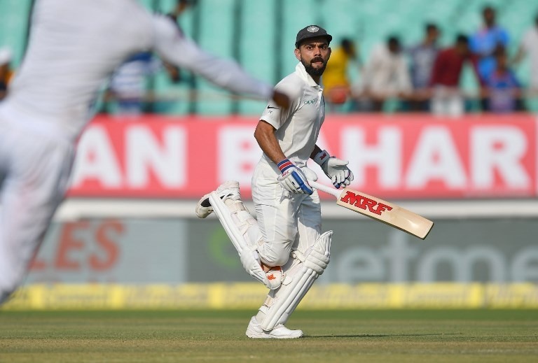 RECORD: सहवाग को पीछे छोड़ विराट कोहली ने पूरा किया 24वां टेस्ट शतक