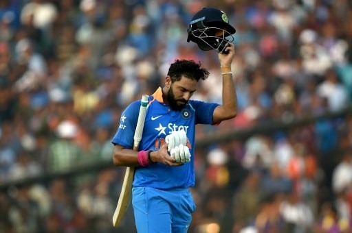 yuvraj wishes to make comeback for world cup 2019 अगले साल क्रिकेट विश्कप में खेलना चाहते हैं युवराज सिंह