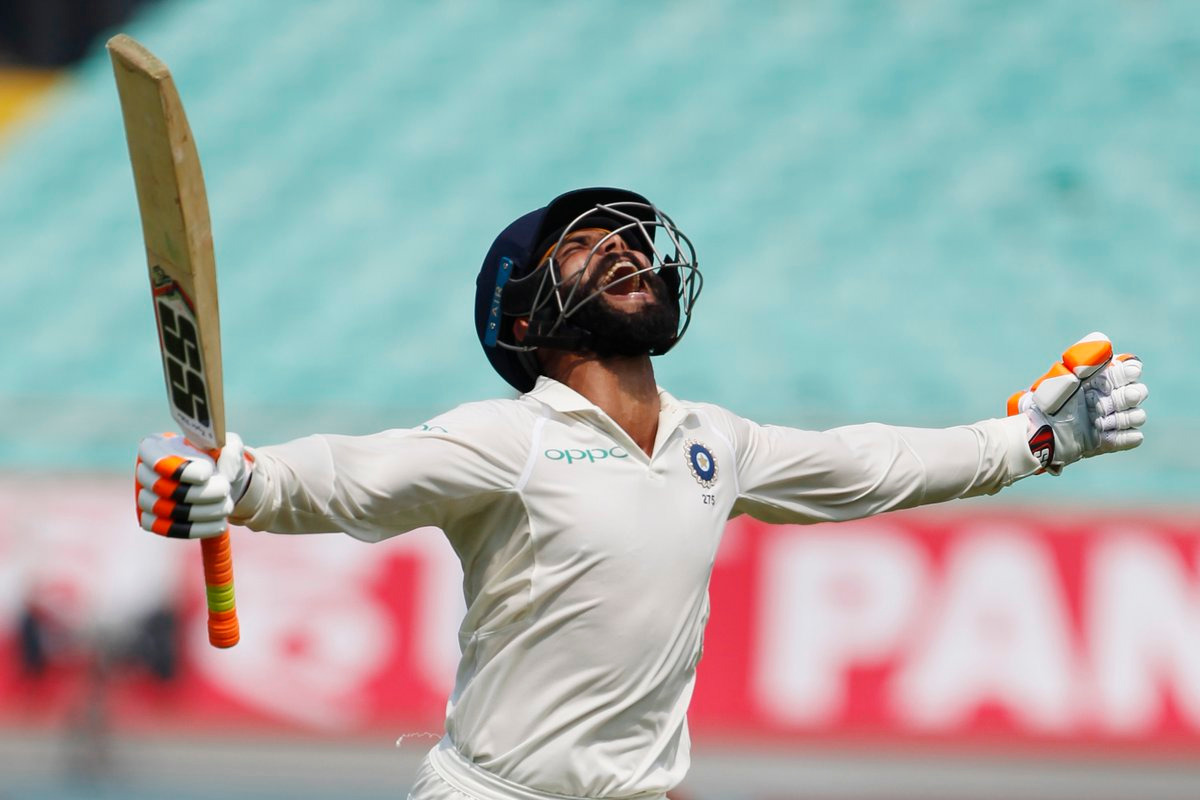 पहले अंतरराष्ट्रीय शतक को जडेजा ने माना खास, किया मां को समर्पित this ones for you mom says jadeja after hits first international century पहले अंतरराष्ट्रीय शतक को जडेजा ने माना खास, किया मां को समर्पित