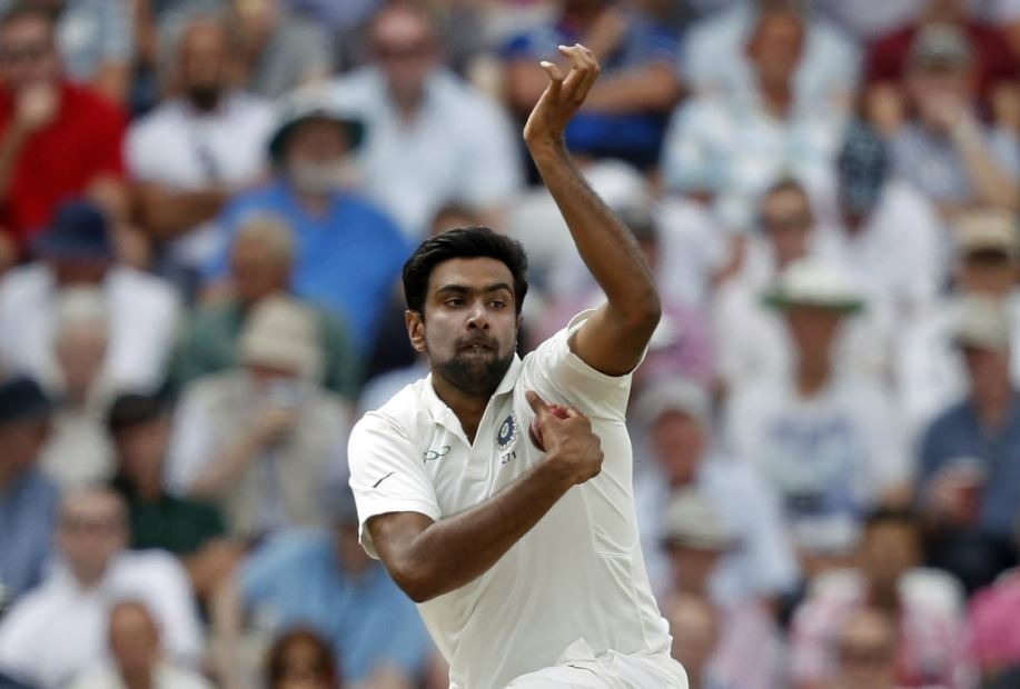 RECORD: दूसरे सबसे ज्यादा बार 4 विकेट लेने वाले भारतीय गेंदबाज़ बने अश्विन