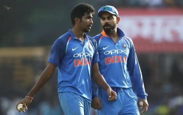 virat kohli jasprit bumrah maintain pole positions in odi rankings आईसीसी वनडे रैंकिंग में पहले स्थान पर कायम हैं कोहली और बुमराह