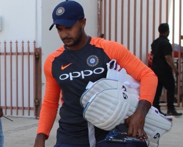 virat can be rested mayank agarwal should play instead murali karthik दूसरे टेस्ट में विराट की जगह मयंक अग्रवाल को मिले प्लेइंग इलेवन में जगह: मुरली कार्तिक