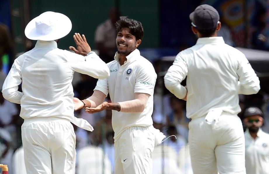 umesh yadav picks up career best west indies all out on 311 INDvsWI: उमेश यादव के विकेटों के 'सिक्सर' से 311 रनों पर सिमटी वेस्टइंडीज़ की पारी