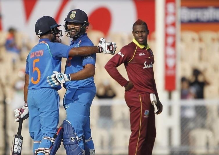 ambati rayudu has solved the problem of no 4 says rohit sharma रायडू ने सुलझाई टीम इंडिया की सबसे बड़ी उलझन: रोहित शर्मा