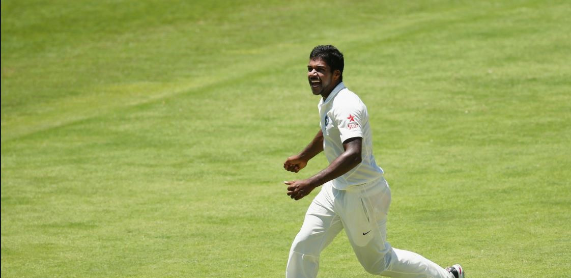 vijay hazare one day tornament jharkhand beat bengal by two runs विजय हजारे ट्रॉफी: रोमांचक मुकाबले में झारखंड ने बंगाल को दो रन से हराया