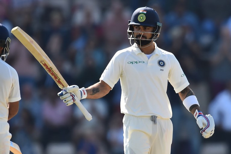 ICC RANKING: मजबूती के साथ नंबर वन बने हुए हैं विराट कोहली, पृथ्वी शॉ की धमाकेदार एंट्री ICC RANKING: मजबूती के साथ नंबर वन बने हुए हैं विराट कोहली, पृथ्वी शॉ की धमाकेदार एंट्री