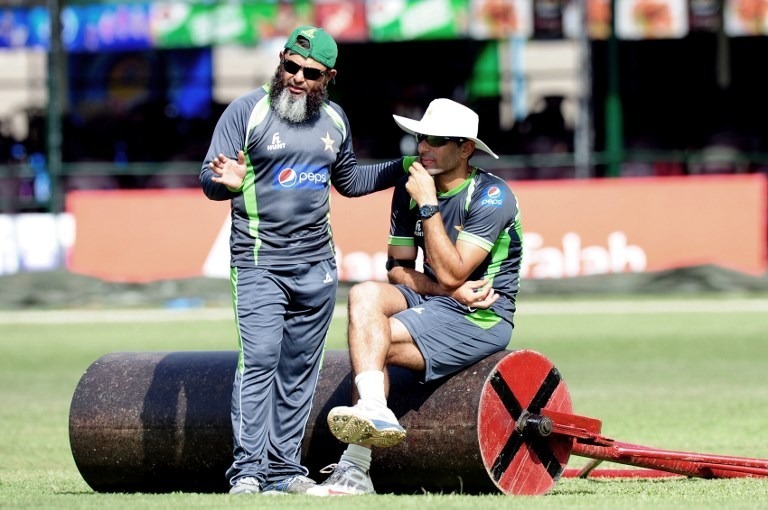 mushtaq ahmed to join west indies as bowling coach वेस्टइंडीज के सहायक कोच बने मुश्ताक अहमद