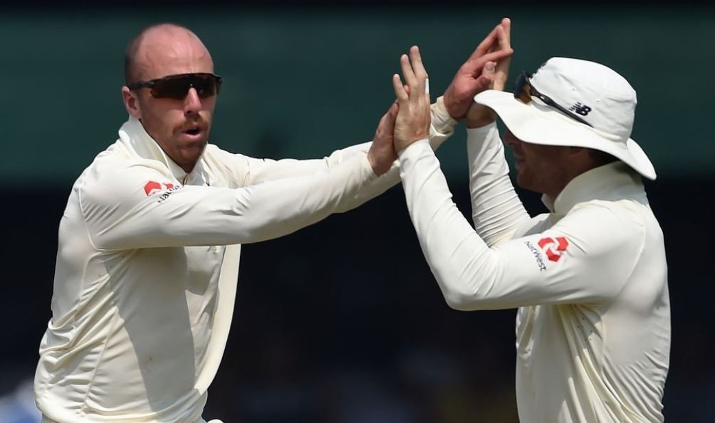 Sri Lanka vs England: बल्लेबाज़ों की जुझारू पारियों के बावजूद 42 रनों से हार के साथ श्रीलंकाई ने गंवाई 3-0 से सीरीज़