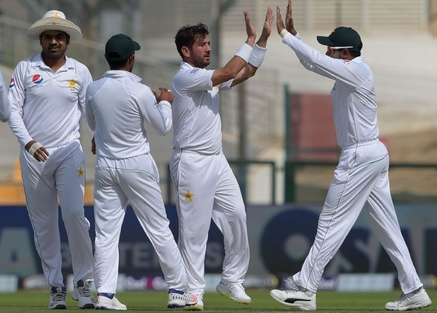 1st test pakistan vs new zealand new zealand are bowled out for 153 on day 1 1st Test Pakistan vs New Zealand: पाकिस्तानी गेंदबाज़ों के कहर से पहले दिन 153 रनों पर सिमटी NZ की टीम