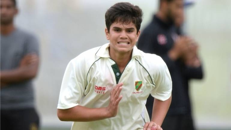 arjun tendulkar sizzles with 6 wicket haul in u 19 cricket match for vijay merchant xi U-19: विकेटों के 'सिक्सर' से अर्जुन तेंदुलकर ने दिलाई विजय मर्चेंट XI को शानदार जीत