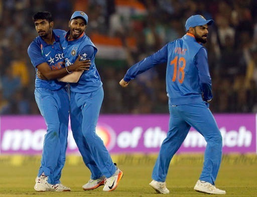 ind vs aus t20 match know about the most runs wickets and sixes in the india australia series India vs Australia: यहां जानें भारत-ऑस्ट्रेलिया सीरीज़ में सबसे अधिक रन, विकेट और छक्के लगाने वाले खिलाड़ी