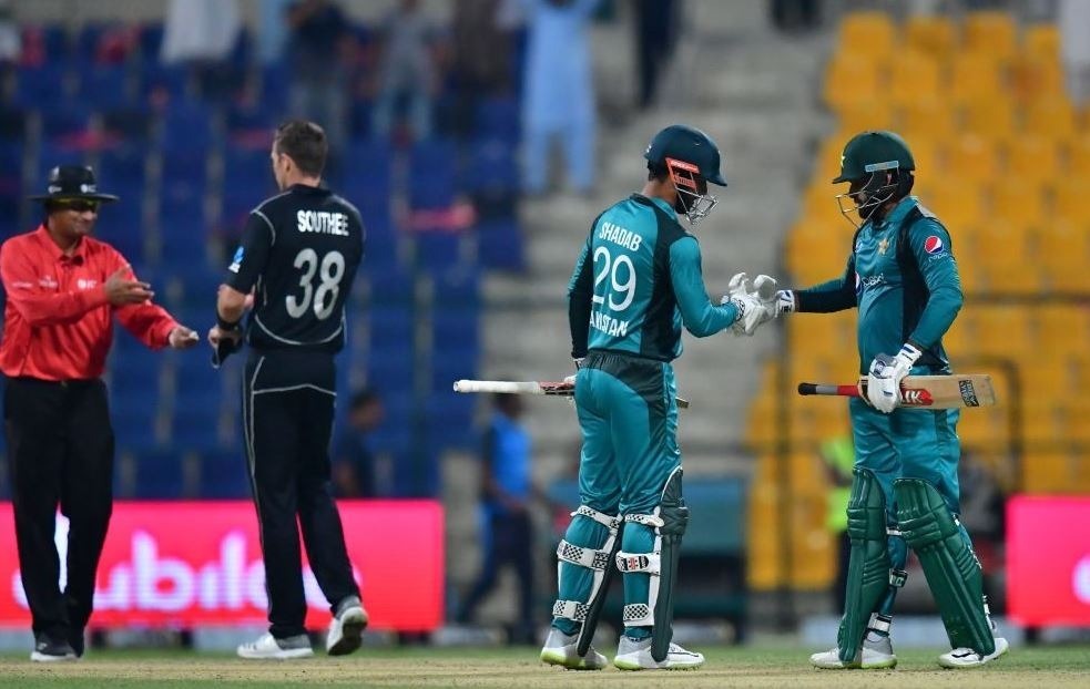 pakistan level odi series after clinical win over new zealand in second game PAK vs NZ: गंभीर रूप से चोटिल हुए इमाम उल हक, 14 मैचों के बाद न्यूजीलैंड के खिलाफ जीता पाकिस्तान