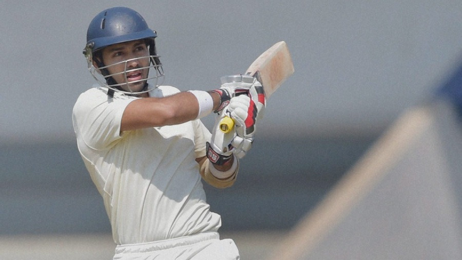 ranji trophy group b first day round up रणजी का रोमांच: पाटीदार के शतक से मजबूत स्कोर की ओर बढ़ा मध्य प्रदेश