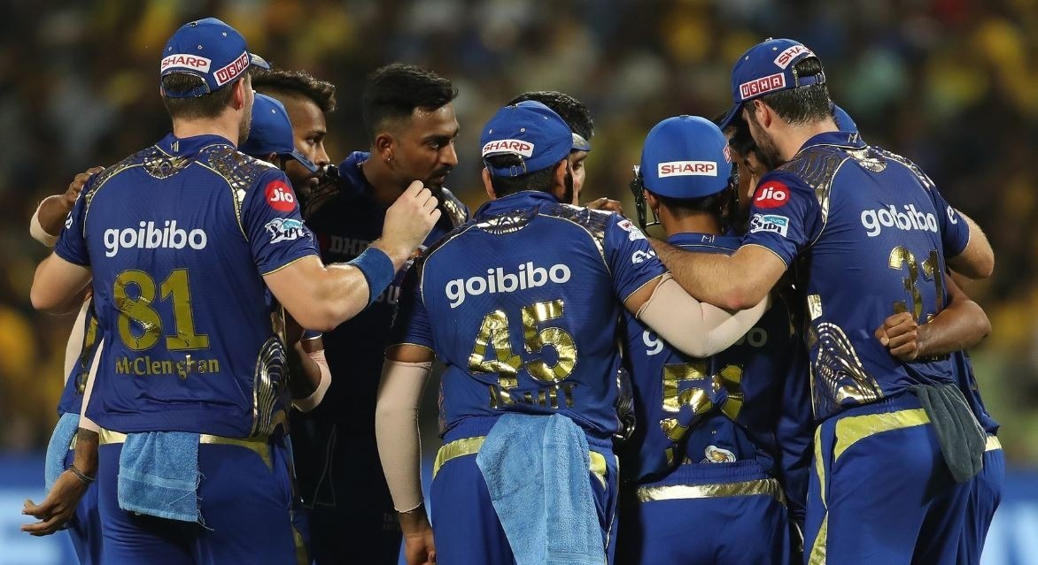 IPL: नई उम्मीदों के साथ मुंबई इंडियंस ने अगले सीज़न से पहले 10 खिलाड़ियों का छोड़ा साथ