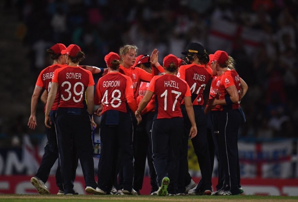 wwt20 semifinal indw vs engw brilliant from england with the ball as they bowl india out for 112 WWT20 Semifinal INDW vs ENGW: इंग्लिश गेंदबाज़ों के कमाल और बल्लेबाज़ों की लापरवाही से 112 रनों पर सिमटी टीम इंडिया