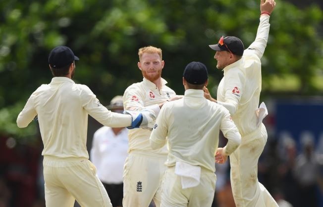 sri lanka v england england complete 211 run win to end losing away run SL vs ENG 1st TEST: इंग्लैंड की श्रीलंका पर बड़ी जीत, सीरीज में बनाई 1-0 की बढ़त