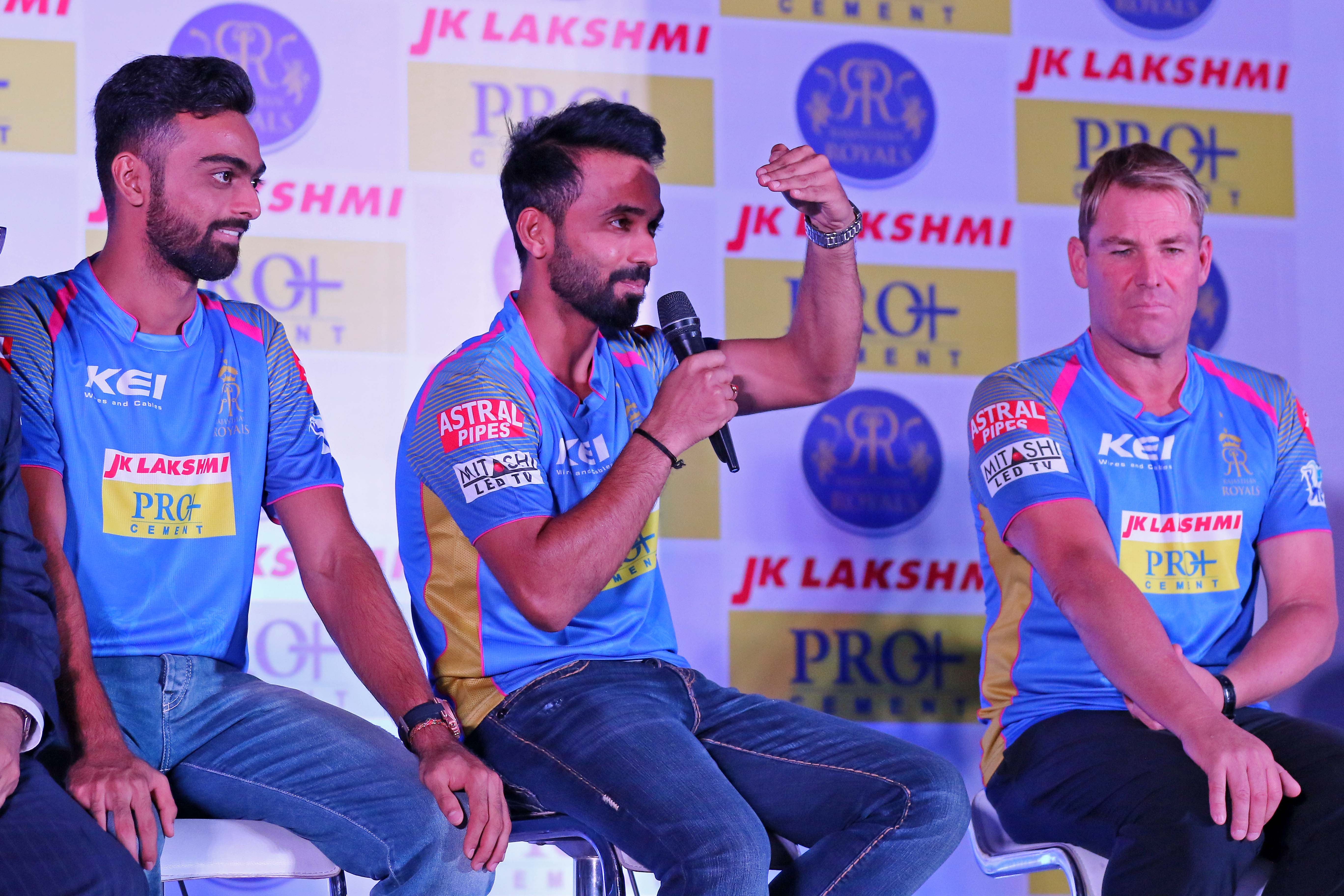 उनादकट पिछले सीज़न भी राजस्थान के लिए खेले थे, लेकिन उन्होंने पिछले सीज़न सिर्फ 11 विकेट चटकाए थे. जिसके बाद उन्हें टीम से रिलीज़ कर दिया गया था.