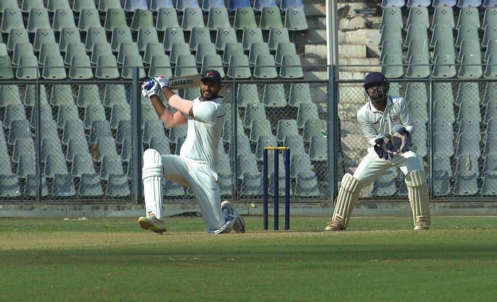 IPL Auction 2019 Shivam Dubey: 5 करोड़ की मोटी रकम में बैंगलोर के हुए 5 गेंदों में 5 छक्के लगाने वाले शिवम दूबे