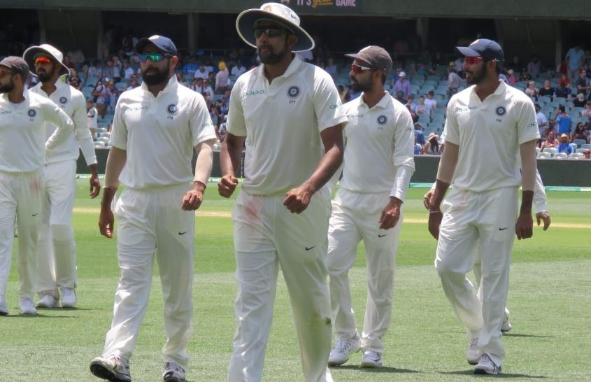 lunch report india vs australia australia need 137 runs to win india need four wickets LUNCH Report, India vs Australia, 1st Test Day-5: कप्तान टिम पेन ने संभाला मोर्चा, भारत जीत से सिर्फ चार विकेट दूर