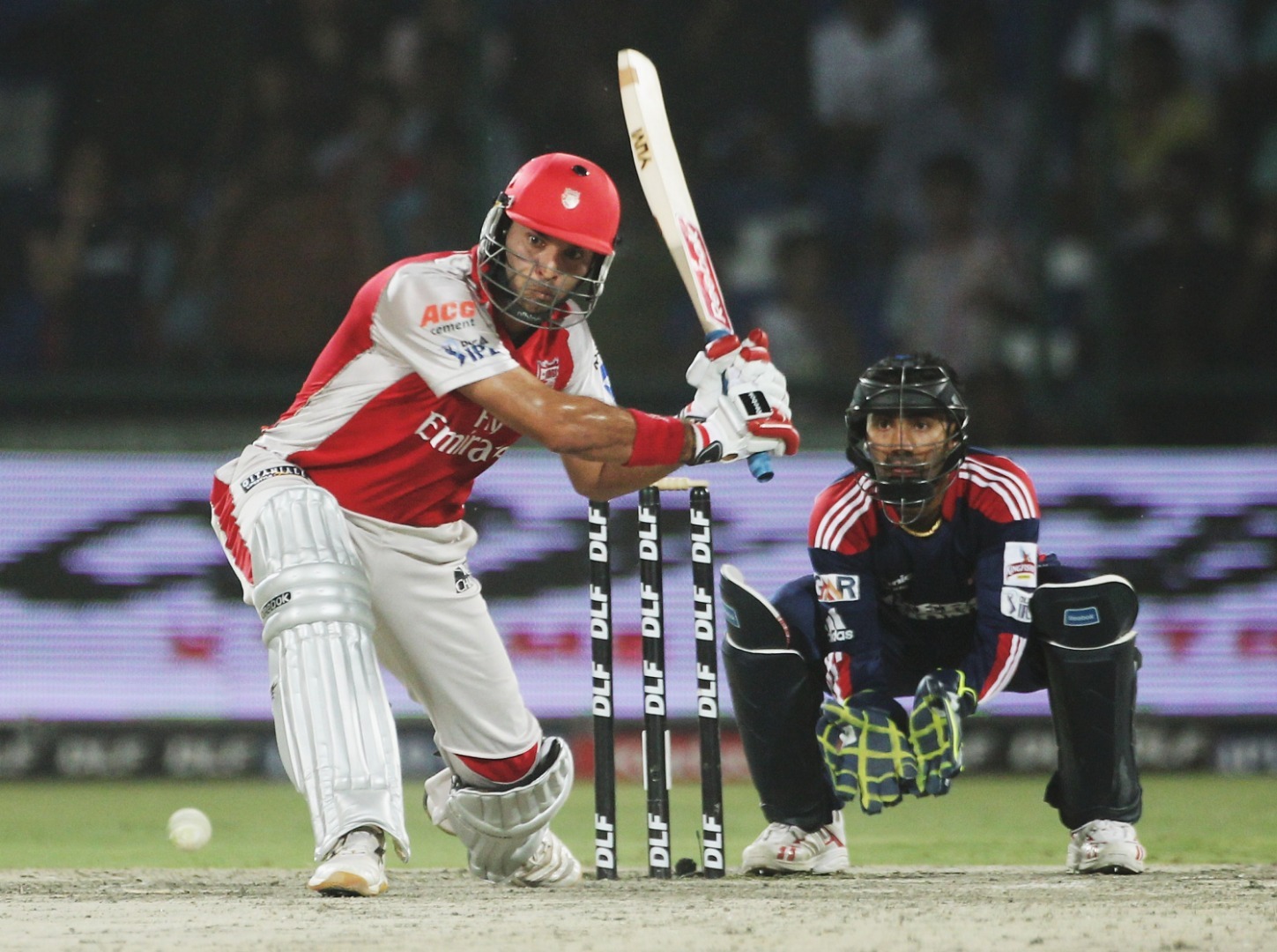 IPL Auction 2019 Yuvraj Singh: 1 करोड़ की बोली के साथ मुंबई इंडियंस से जुड़े युवराज सिंह