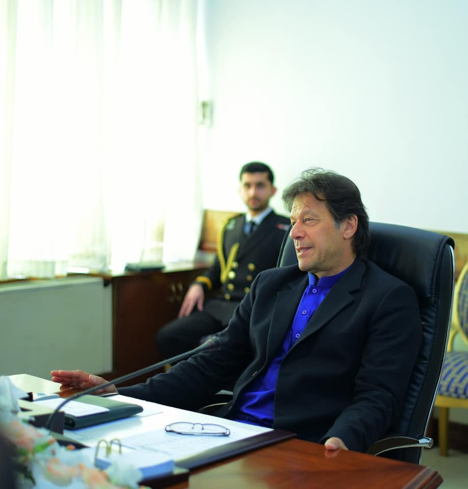 इमरान खान ने अल्पसंख्यकों पर भारत को दी नसीहत, मोहम्मद कैफ ने दिया करारा जवाब