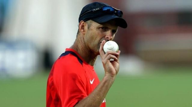 ramesh powar gary kirsten herschelle gibbs to appear for india womens coach interviews on thursday भारतीय महिला क्रिकेट टीम के कोच पद के लिए 28 लोगों के नाम को किया गया है शॉर्टलिस्टेड