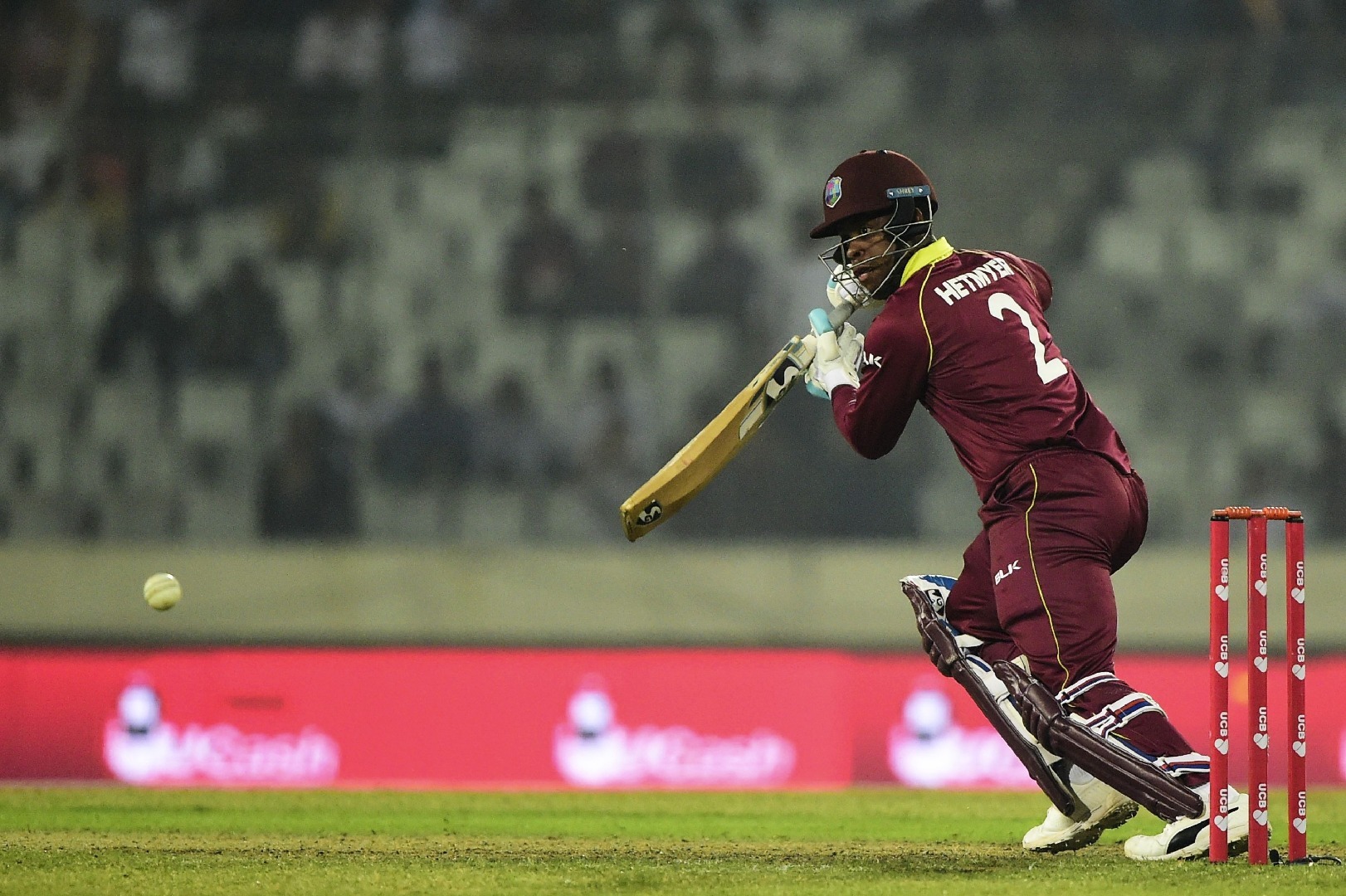 IPL Auction 2019 Shemron Hetmyer: 4.2 करोड़ की मोटी रकम में रॉयल चैलेंजर्स बैंगलोर ने शेमरोन हेटमायर को खरीदा