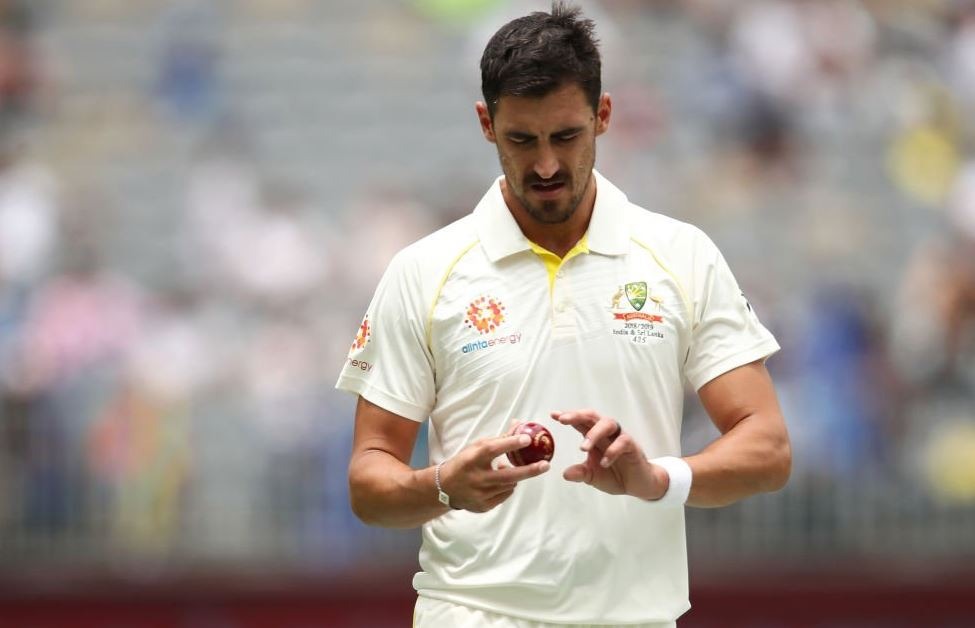 India vs Australia 2nd Test: केएल राहुल और मुरली विजय के फिर फेल होने पर सोशल मीडिया ने लगाई 'क्लास'