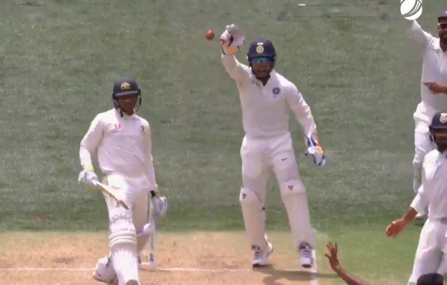 इससे पहले रिषभ पंत ने अपने डेब्यू मैच में ही भारत के लिए सर्वाधिक कैच लपकने का रिकॉर्ड बनाया था.
