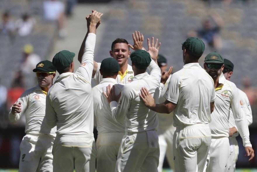 tea report of india vs australia 2nd test from perth Tea India vs Australia 2nd Test: 287 रनों के जवाब में टीम इंडिया ने खोए 2 विकेट