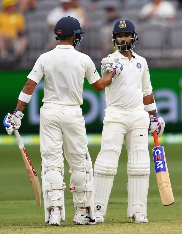 stumps of india vs australia 2nd test day 2 from perth Stumps India vs Australia, 2nd Test Day 2: विराट-रहाणे की शानदार पारियों से मैच में टीम इंडिया की वापसी