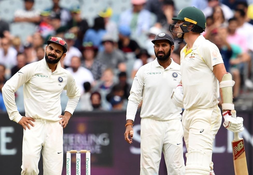 stumps of 3rd test 4th day between india and australia from mcg STUMPS 3rd Test, 4th Day India vs Australia: गेंदबाज़ों के कमाल से जीत से 2 विकेट दूर है भारत