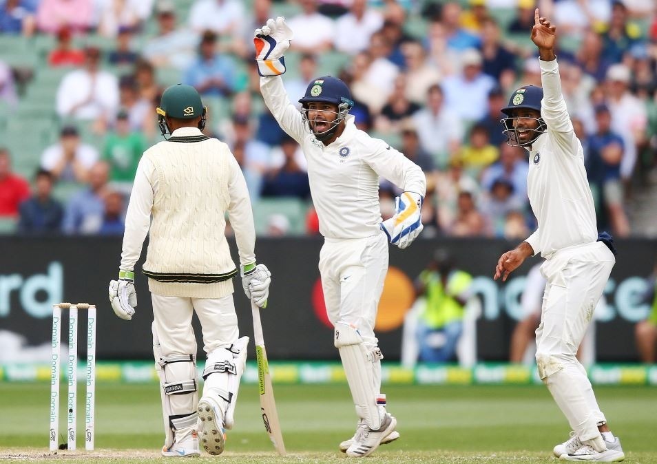 lunch report of india vs australia 3rd test 4th day from mcg LUNCH India vs Australia 3rd Test 4th Day: 399 रनों के सामने ऑस्ट्रेलिया ने लंच तक गंवाए 2 विकेट