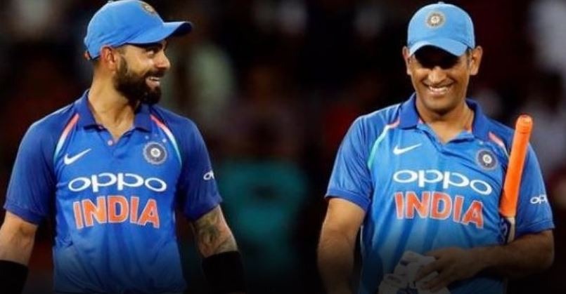 ऑस्ट्रेलिया के खिलाफ दूसरे वनडे मैच में भारत ने 6 विकेट से जीत हासिल करके 3 मैचों की सीरीज में 1-1 से बराबरी कर ली है. भारत की इस जीत में विराट की शतकीय और धोनी की अर्धशतकीय पारी का अहम योगदान रहा. इतना ही नहीं धोनी लक्ष्य का पीछे करते हुए जीत वाले मैचों में विराट से भी एक मामले में आगे निकल गए हैं.