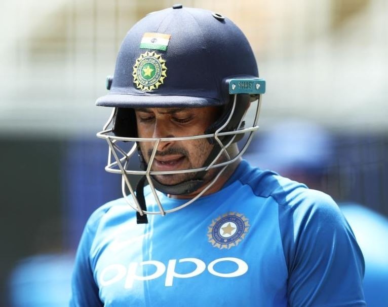 indias rayudu reported for suspect bowling action ऑस्ट्रेलिया दौरे पर बढ़ी टीम इंडिया की मुश्किलें, रायडू के खिलाफ संदिग्ध गेंदबाजी एक्शन की शिकायत