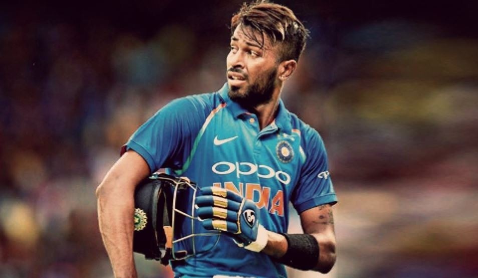 setback for hardik pandya khar gymkhana club of mumbai withdraw his membership हार्दिक पांड्या को लगा एक और झटका, खार जिमखाना क्लब ने रद्द की सदस्यता