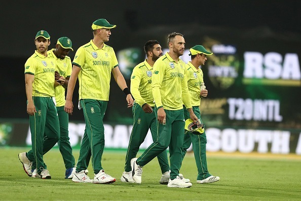 south africa vs pakistan proteas select uncapped rassie van der dussen for odis SA vs PAK: पाकिस्तान के खिलाफ पहले दो वनडे मैचों के लिए साउथ अफ्रीका ने किया टीम का एलान