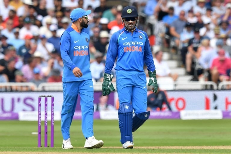 3rd odi toss india vs new zealand new zealand opt to bat india forced to leave out ms dhoni but pandya comes back 3rd ODI Toss India vs New Zealand: न्यूज़ीलैंड ने जीता टॉस, भारत के लिए धोनी हुए बाहर-पांड्या की वापसी