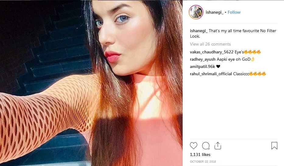 हालांकि पंत ने उस तस्वीर में ये साफ नहीं किया है कि वो लड़क कौन है लेकिन कुछ रिपोर्टस से ये साफ नज़र आ रहा है कि ये खूबसूरत लड़की उनकी गर्लफ्रेंड है.