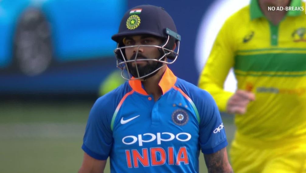 टीम इंडिया को झाए रिचर्डसन ने दो झटके दिए जबकि बेहरानडॉर्फ ने एक विकेट लिया. आउट होने वाले बल्लेबाज़ों में शिखर धवन(0 रन), कप्तान विराट कोहली(3 रन) और अंबाती रायुडू(0 रन) शामिल हैं.