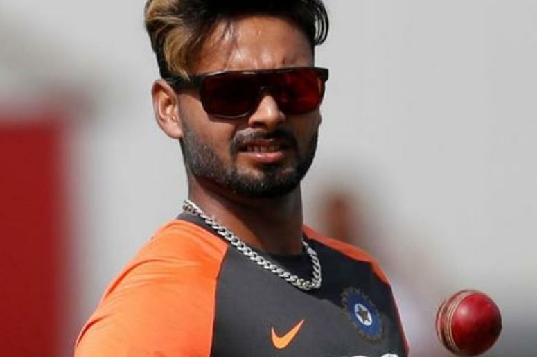 मैच फिनिशर की भूमिका पर काम कर रहे हैं पंत: रवि शास्त्री