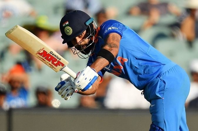 virat kohli scores 104 in 2nd odi against australia his 11th in aussies soul विराट कोहली ने एक और रिकॉर्ड तोड़ा, ऑस्ट्रेलिया में सबसे ज्यादा शतक लगाने वाले विदेशी बल्लेबाज बने