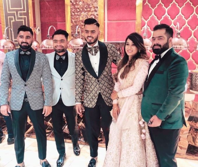 घरेलू क्रिकेट में दिल्ली के लिए और आईपीएल में कोलकाता नाइट राइडर्स के लिए खेलने वाले युवा क्रिकेटर नीतीश राणा शादी के बंधन में बंध गए हैं. 