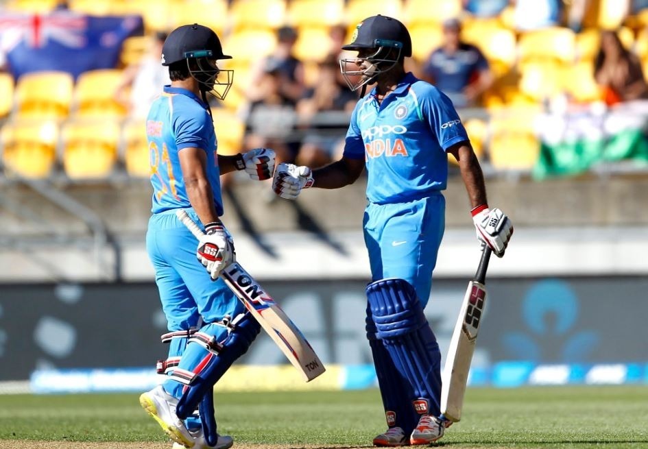 india vs new zealand 5th odi india bowled out for 252rayudu 90 henry 435 at wellington India vs New zealand 5th ODI: रायडू और हार्दिक पांड्या की दमदार पारी से भारत ने न्यूजीलैंड को 253 रनों का चुनौतीपूर्ण लक्ष्य