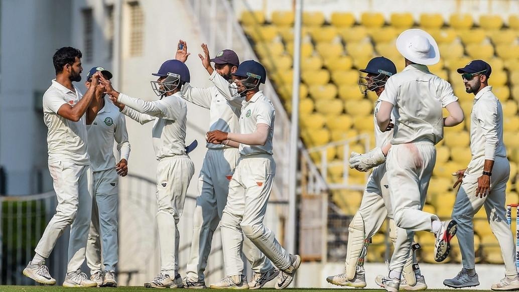 ranji trophy final ranji trophy final aditya sarwates heroic performance help vidarbha to beat saurashtra by 78 runs to win 2nd successive title Ranji Trophy Final: आदित्य सर्वटे के '11 विकेटों' से सौराष्ट्र को 78 रनों से हराकर विदर्भ ने लगातार दूसरी बार जीता खिताब