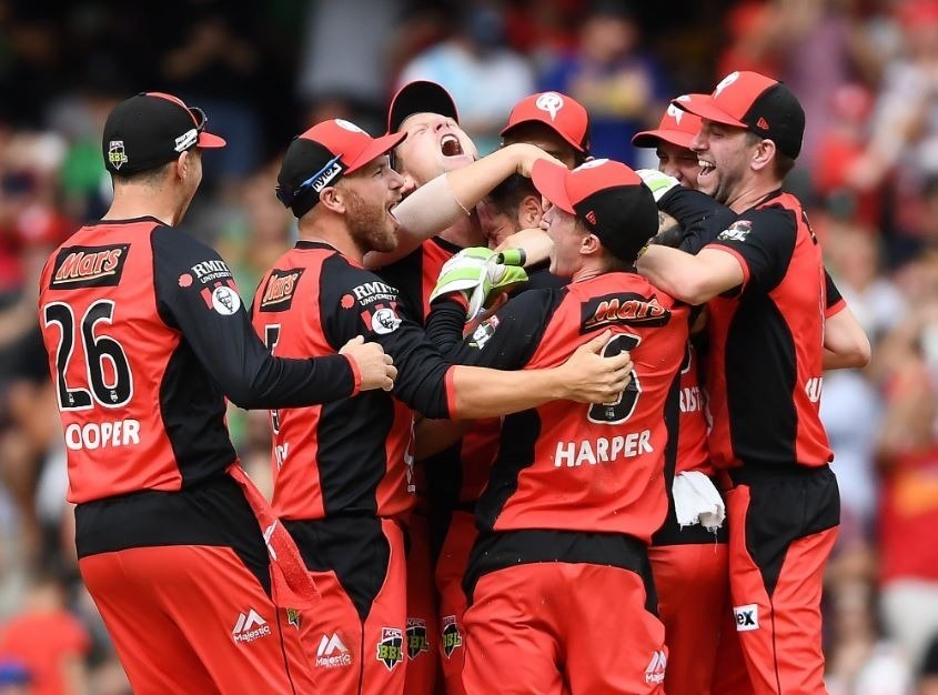 BBL 08 Final: गेंदबाज़ों के कमाल से मेलबर्न रेनेगेड्स ने जीता बिग बैश लीग खिताब