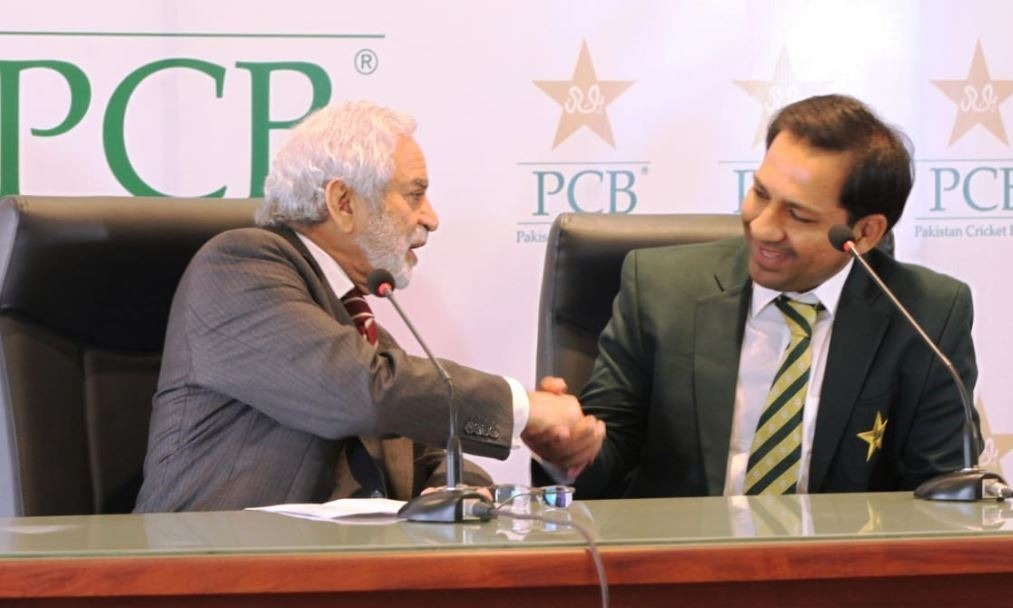 pcb chairman ehsan mani confirmed that sarfraz ahmed will lead pakistan as captain in world cup 2019 PCB का एलान, 'विश्वकप 2019 में पाकिस्तान टीम की कप्तानी करेंगे सरफराज़ अहमद'