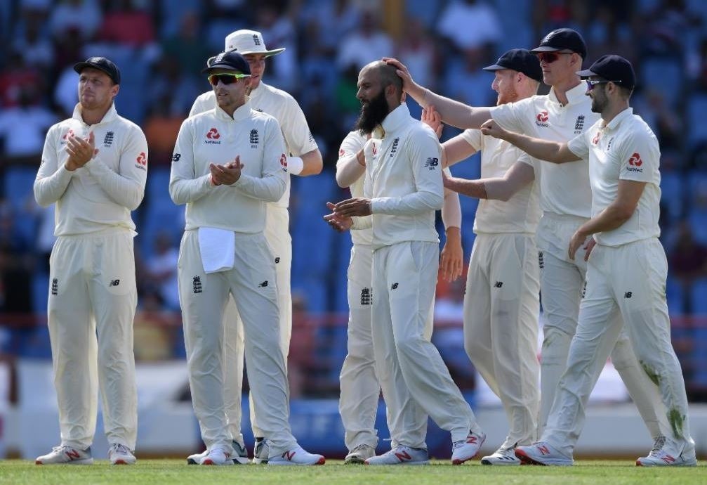 england in west indies mark wood takes 5 41 as tourists claim 142 run lead WI vs ENG 3rd Test: गेंदबाजों के दमदार प्रदर्शन से इंग्लैंड ने वेस्टइंडीज पर कसा शिकंजा