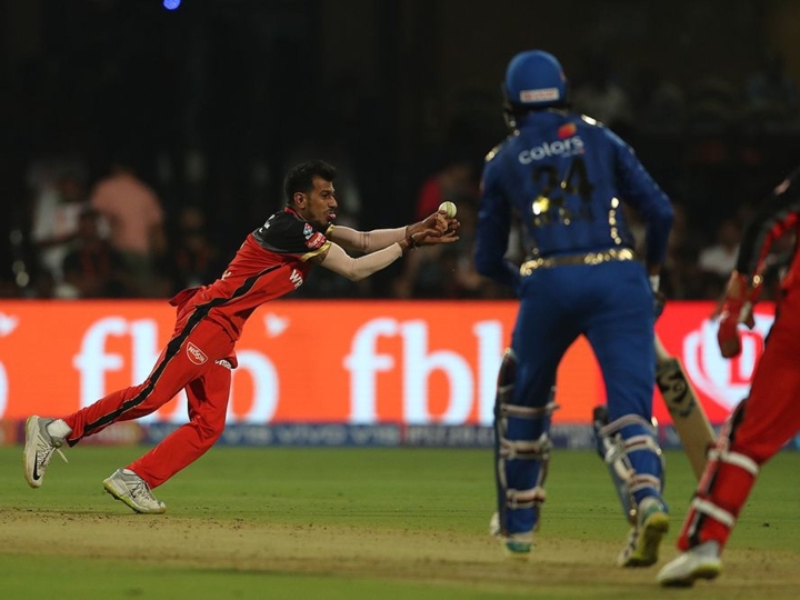 RCB vs MI: अंपायर की गलती और हार्दिक-बुमराह के शानदार खेल की बदौलत मुंबई ने बैंगलोर को 6 रनों से दी शिकस्त